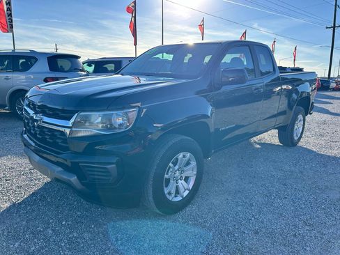 Used 2021 Chevrolet Colorado LT w/ Fleet Safety Package RWD image 17