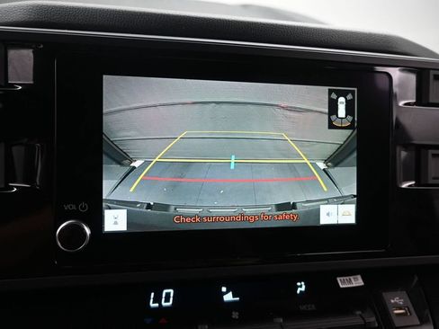 Used 2025 Toyota Tundra SR5 w/ SR5 Convenience Package AWD/4WD image 27