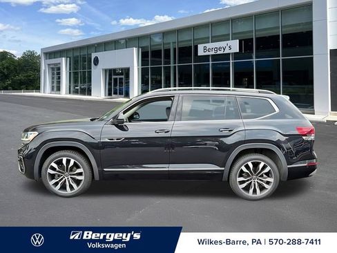 Certified 2023 Volkswagen Atlas SEL Premium AWD/4WD image 9