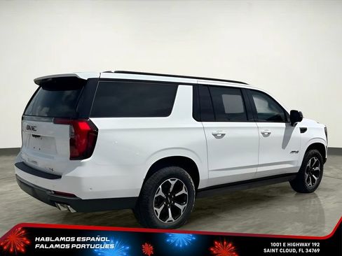 New 2026 GMC Yukon XL AT4 w/ AT4 Premium Plus Package AWD/4WD image 7