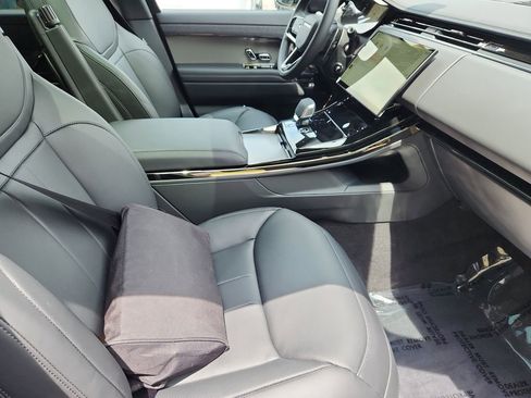 New 2025 Land Rover Range Rover Sport Dynamic SE AWD/4WD image 3