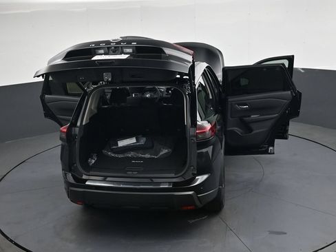 Certified 2026 Nissan Rogue SV FWD image 55