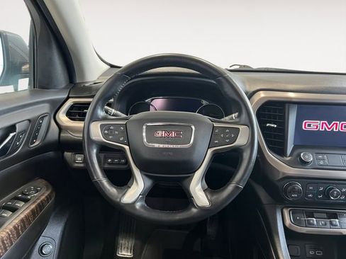Used 2021 GMC Acadia Denali w/ Denali Ultimate Package AWD/4WD image 10