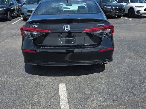 Used 2023 Honda Civic Sport image 6