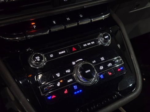 Used 2022 Lincoln Corsair Reserve w/ Equipment Group 201A image 33