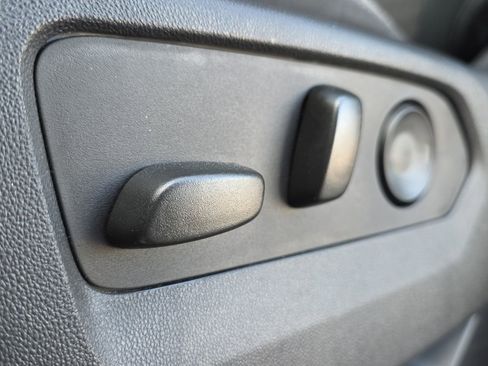 Used 2023 Chevrolet Silverado 1500 LT Trail Boss w/ Protection Package image 34