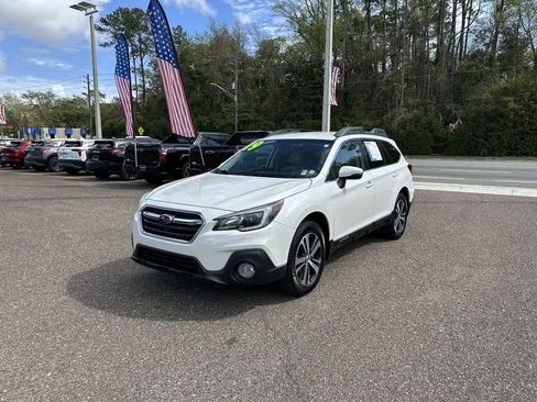 Used 2019 Subaru Outback 2.5i Limited image 12