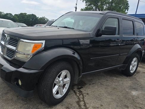 Used 2007 Dodge Nitro SXT RWD image 1