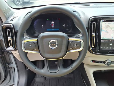 New 2026 Volvo XC40 B5 Ultra w/ Protection Package Premier AWD/4WD image 22