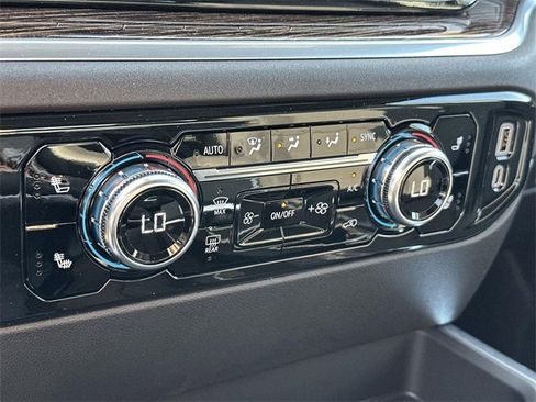 New 2026 GMC Sierra 1500 Elevation w/ LPO, Elevation Black Package image 12