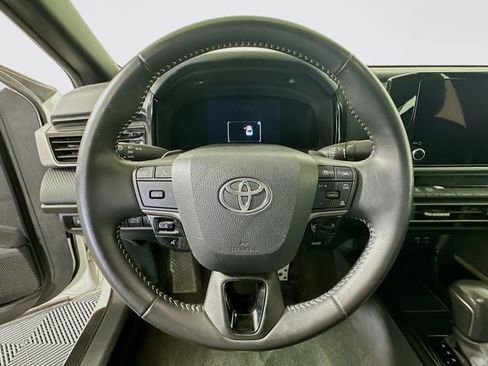 Certified 2025 Toyota Camry SE image 13