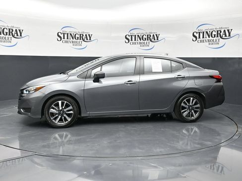 Used 2025 Nissan Versa SV FWD image 6