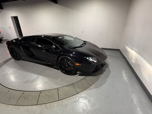 Used 2014 Lamborghini Aventador LP 700-4 image 31