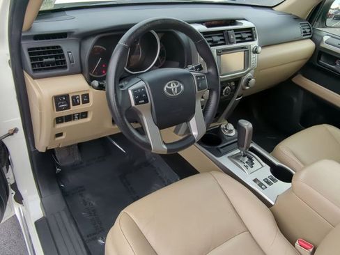 Used 2013 Toyota 4Runner SR5 image 9