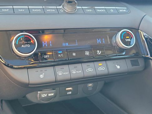 New 2026 Hyundai Elantra Limited image 28