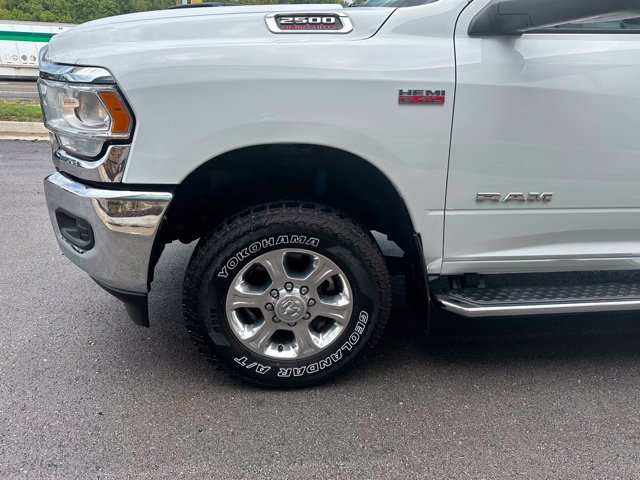Used 2022 RAM 2500 Big Horn w/ Level A Equipment Group AWD/4WD image 17
