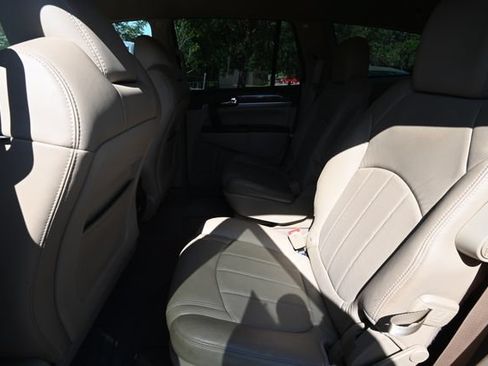 Used 2012 Buick Enclave Leather AWD/4WD image 10