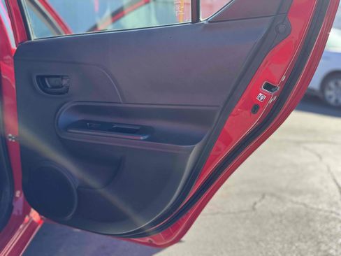 Used 2016 Toyota Prius C One image 29