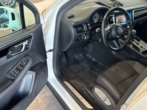 Used 2022 Porsche Macan S AWD/4WD image 18
