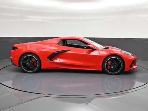 Used 2022 Chevrolet Corvette Stingray Convertible w/ 1LT RWD image 4