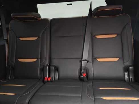 Used 2023 GMC Yukon AT4 image 14