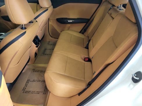 Used 2024 Lexus RZ 300e Premium image 11