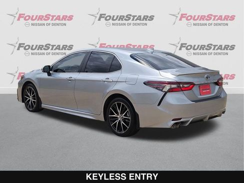 Used 2024 Toyota Camry SE FWD image 7