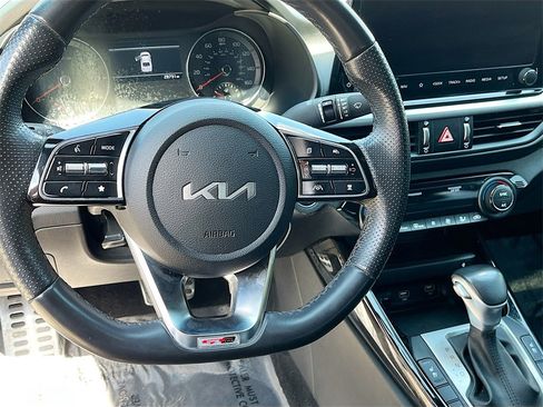 Used 2023 Kia Forte GT-Line w/ GT-Line Premium Package image 11