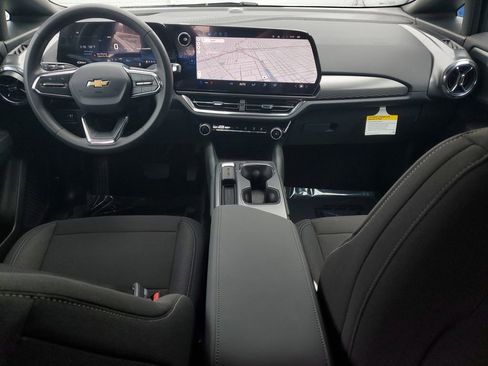 New 2026 Chevrolet Equinox EV LT image 9