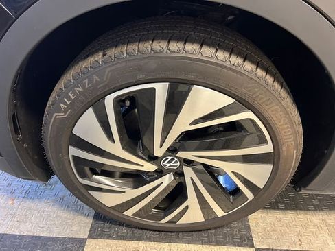 New 2025 Volkswagen ID.4 Pro S Plus image 9