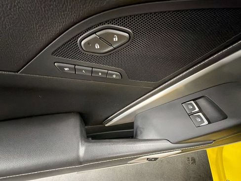 Used 2017 Chevrolet Corvette Stingray Convertible RWD image 22