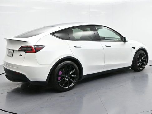 Used 2020 Tesla Model Y Performance AWD/4WD image 7