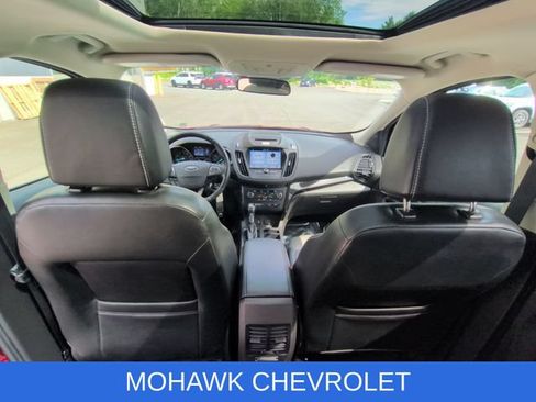 Used 2017 Ford Escape SE w/ Equipment Group 201A AWD/4WD image 20