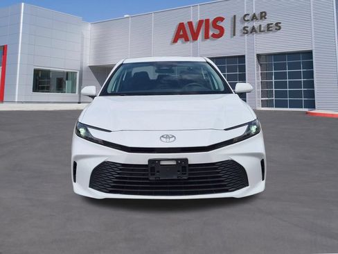 Used 2025 Toyota Camry LE FWD image 2