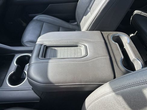 Used 2023 Chevrolet Tahoe LT image 37