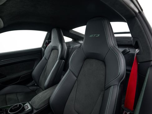 Certified 2026 Porsche 911 GT3 RWD image 23