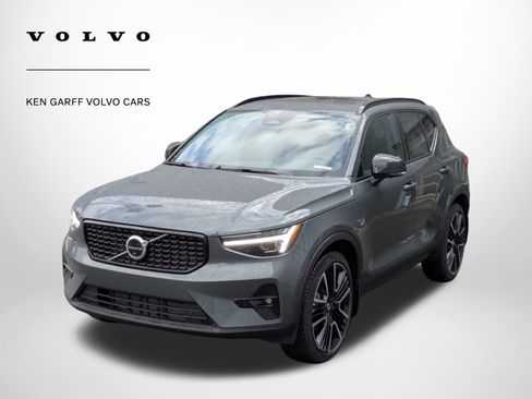 New 2026 Volvo XC40 B5 Ultra w/ Protection Package Premier image 8