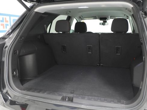 Used 2024 Chevrolet Equinox LT FWD image 8