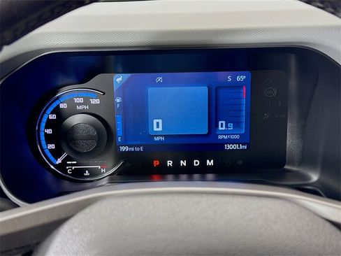 Used 2022 Ford Bronco Badlands image 16