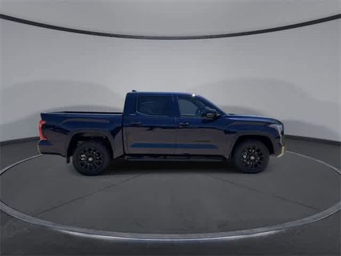 Used 2025 Toyota Tundra Limited image 9