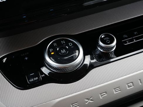 New 2026 Ford Expedition Active image 20