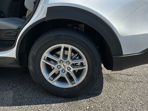 New 2026 Ford Explorer Active w/ Active Comfort Package image 19