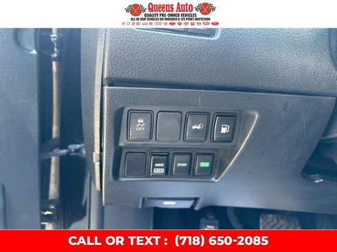 Used 2018 Nissan Rogue SV image 16