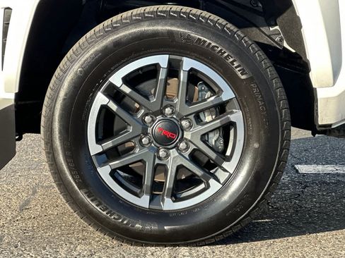 Used 2024 Toyota Tacoma TRD Sport image 26