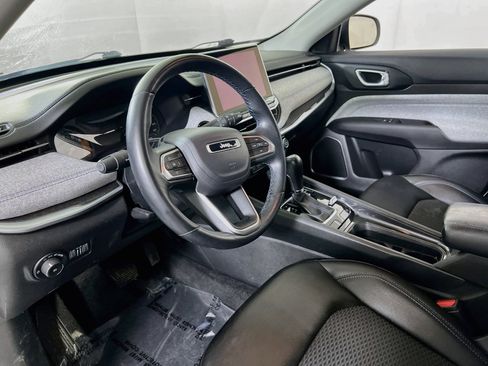 Used 2022 Jeep Compass Latitude w/ Convenience Group image 9