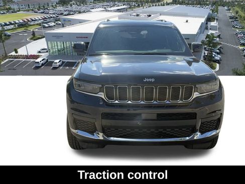 New 2025 Jeep Grand Cherokee L Laredo image 9