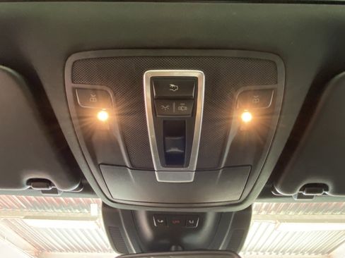 Used 2018 Mercedes-Benz GLS 450 4MATIC image 31