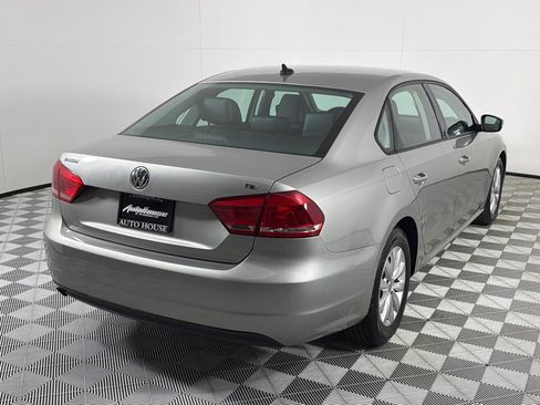 Used 2014 Volkswagen Passat 1.8T Wolfsburg Edition FWD image 5