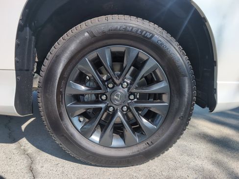 Used 2023 Lexus GX 460 Premium AWD/4WD image 13
