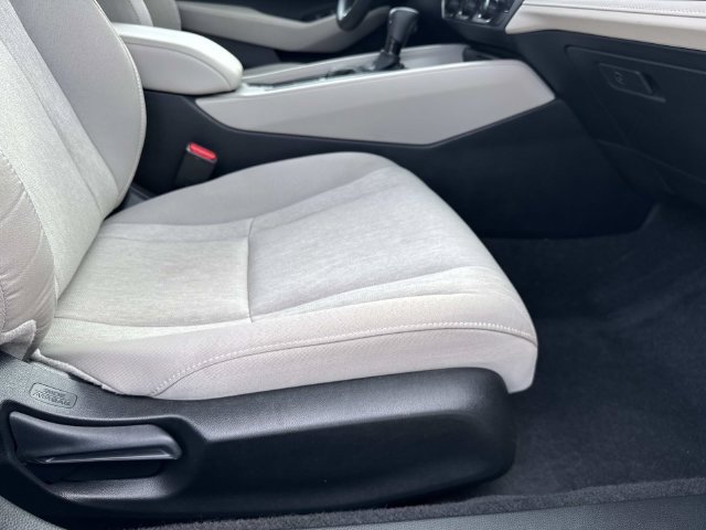 Used 2023 Honda Accord EX image 12